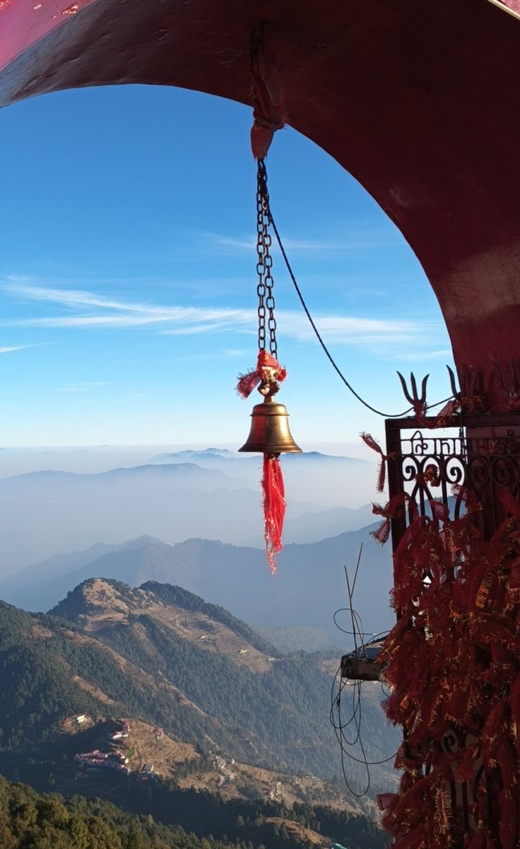 Kanatal Weekend Trip: Surkanda Devi, Camping & Tehri Dam Water Sports — photo 1